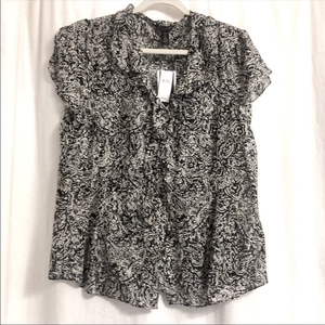 Banana‎ Republic silk blend blouse NWT